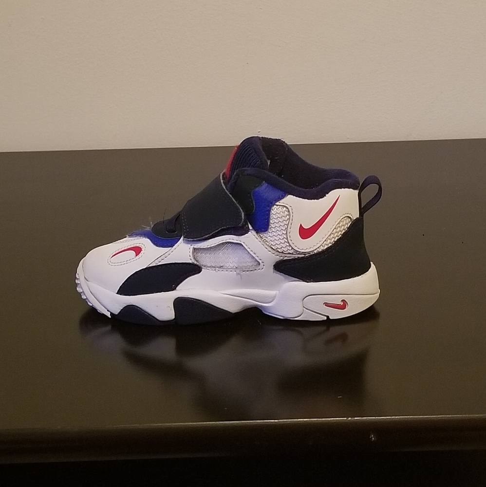 NIKE TODDLER AIR SPEED TURF